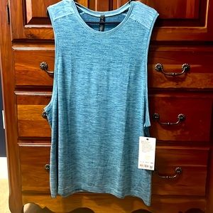 Lululemon men’s tank